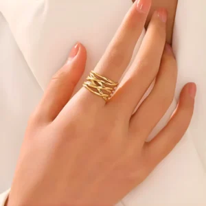 Flowing Gold Band Ring